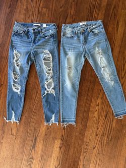 Women’s Size 9 jeans skinny distressed