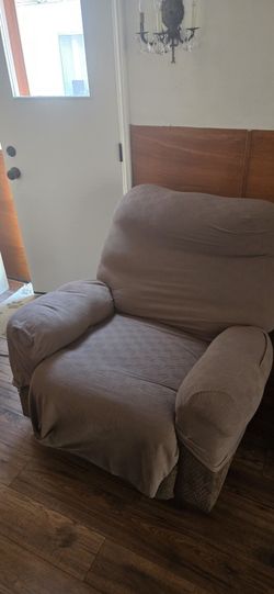 Recliner Rocking Chair- Brown