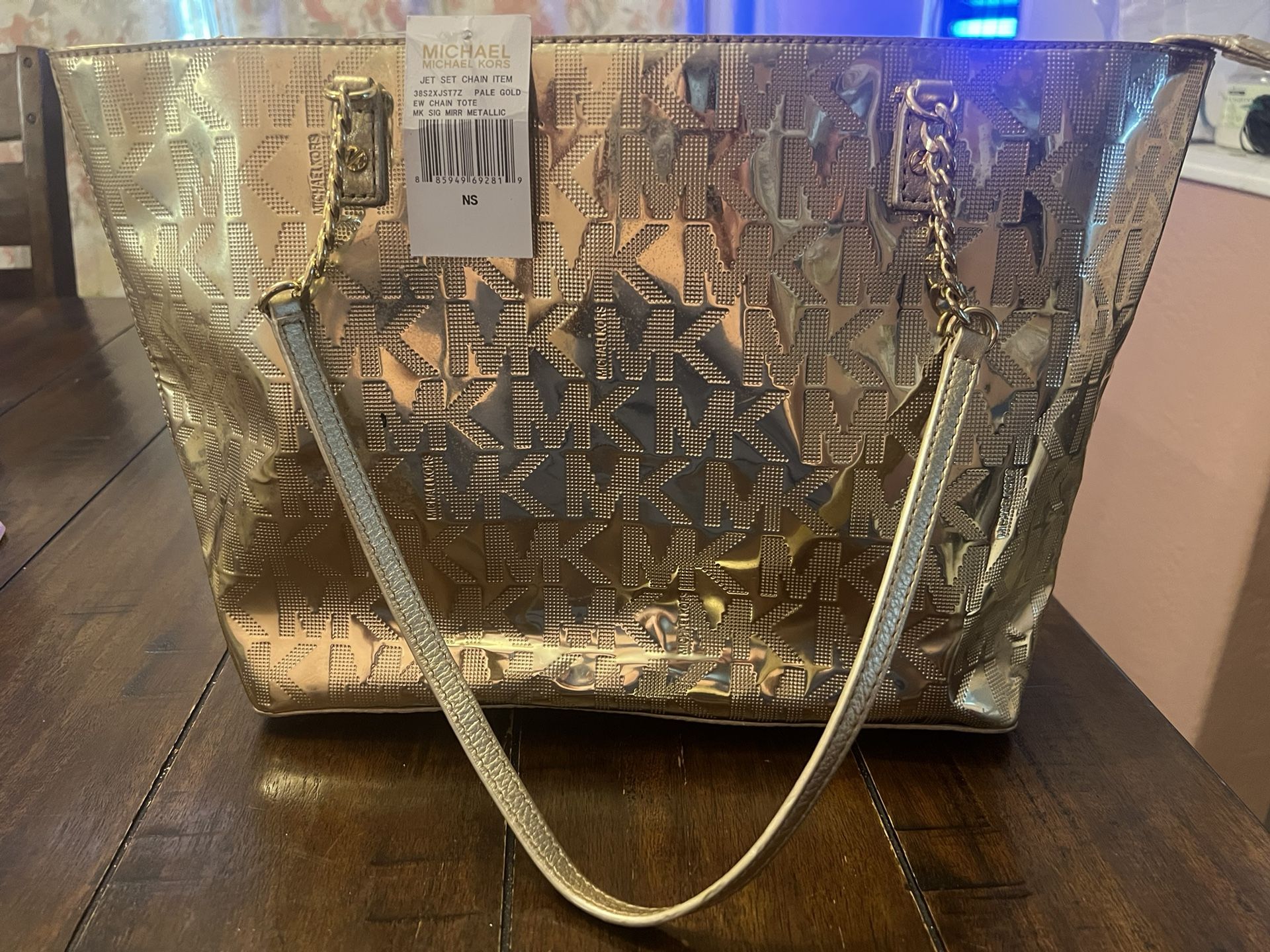 Michael Kors tote 