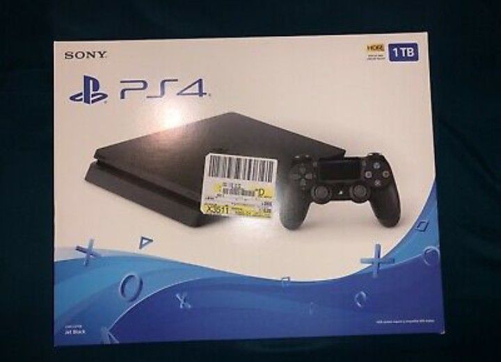 SHIPPING ONLY PS4 With an extra controller Both brand new