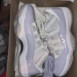 Jordan 11 Lows Sz 10.5 Men 190