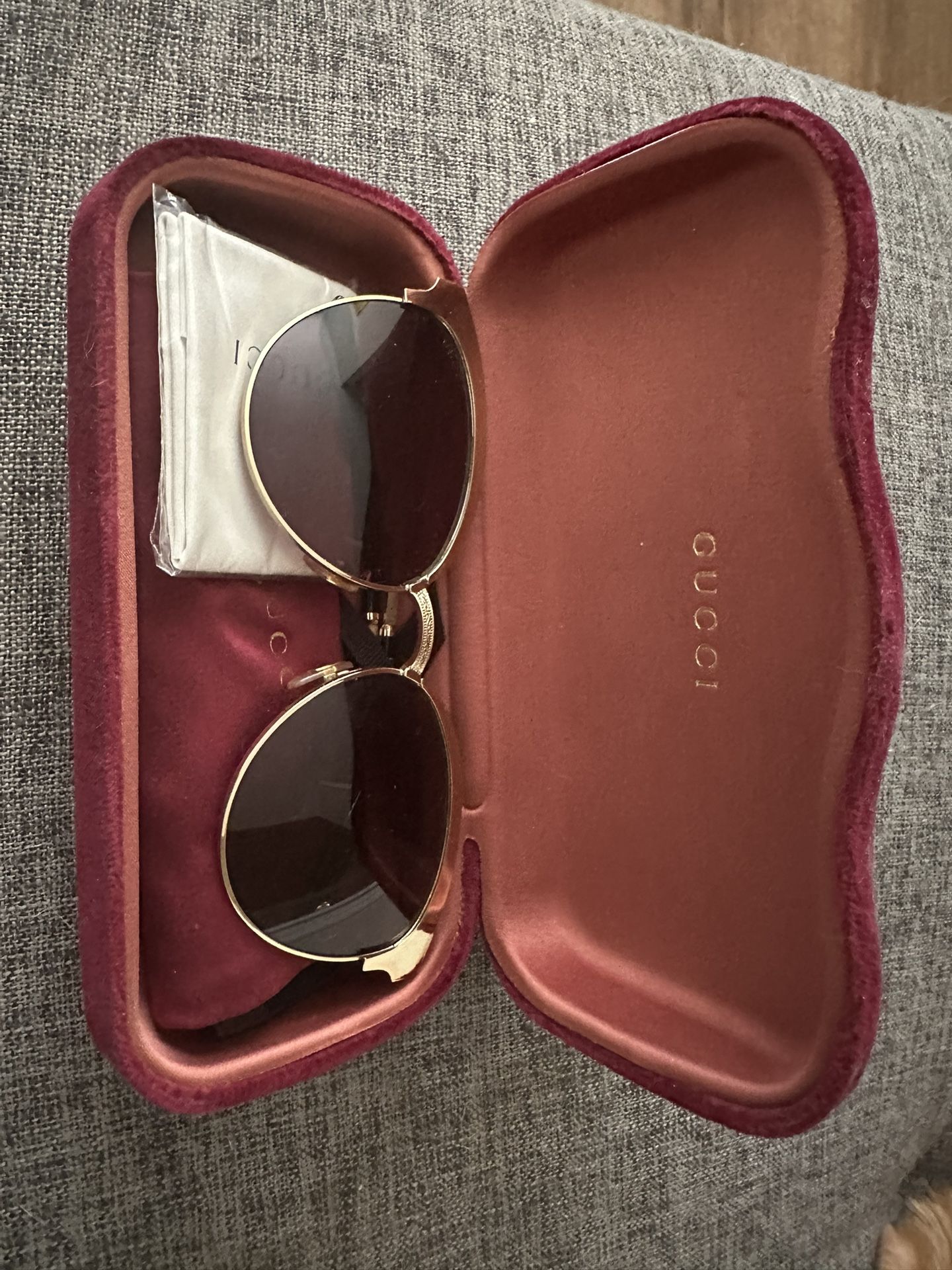 Gucci Sunglass