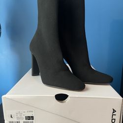 Aldo Women’s Black boots Size 8
