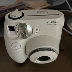 Polaroid Camera 