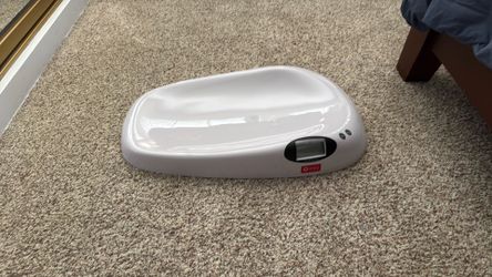 Baby scale weight