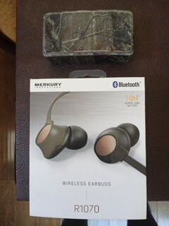 Merkury Bluetooth wireless headphones & Realtree speaker