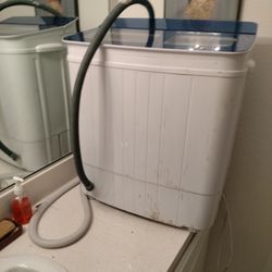 Zeny Portable Washing Machine . Great For The Motorhome Or Apartment 