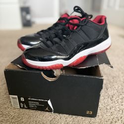 Jordan 11 Low Bred