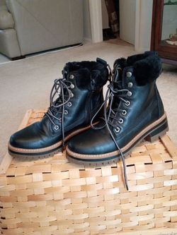 Black Boots / Madden Girl