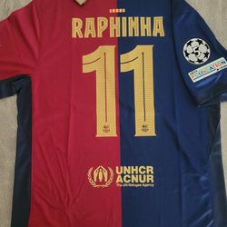 Barcelona 24/25 ‘Raphinha 11’ size Large(55cm Chest) Home Jersey