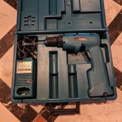 makita 6011d drill with charger, no battery