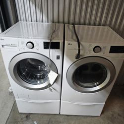 LG Set Washer And Electric Dryer Steam 