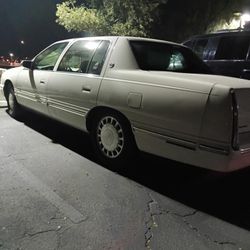 1999 Cadillac DeVille 