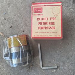 Craftsman Ratchet Type Piston Ring Compressor, model number 9-4716.