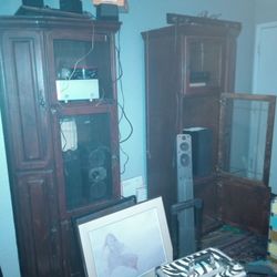 lighted up curio cabinets