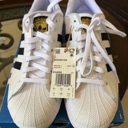 Men’s Adidas Superstar Size 10