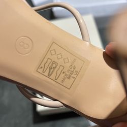 New Size 8  Nude Heels 