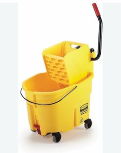 Rubbermaid Commercial WaveBrake Mop Bucket with Wringer