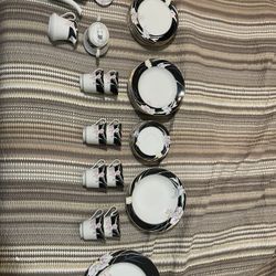 Mikasa Charisma Black Fine China Service For 8