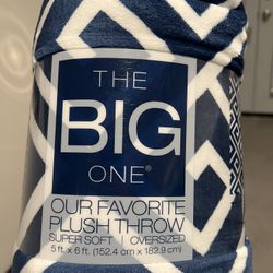 Brand New The Big One Throw Blanket 5ftx6ft
