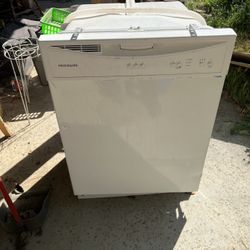 Working Dishwasher 