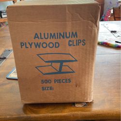Aluminum Plywood Clips 3/8”