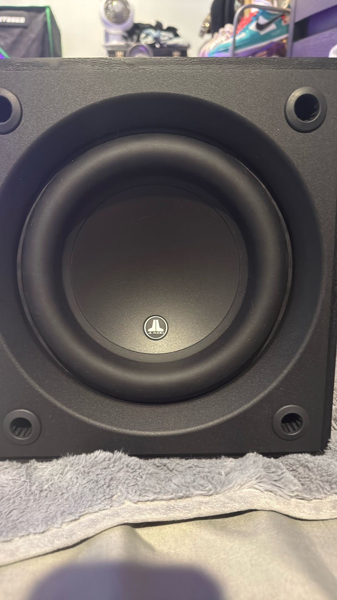 Jl Audio Dominion 108 8” Home Sub And Built In 500watt Rms Amp