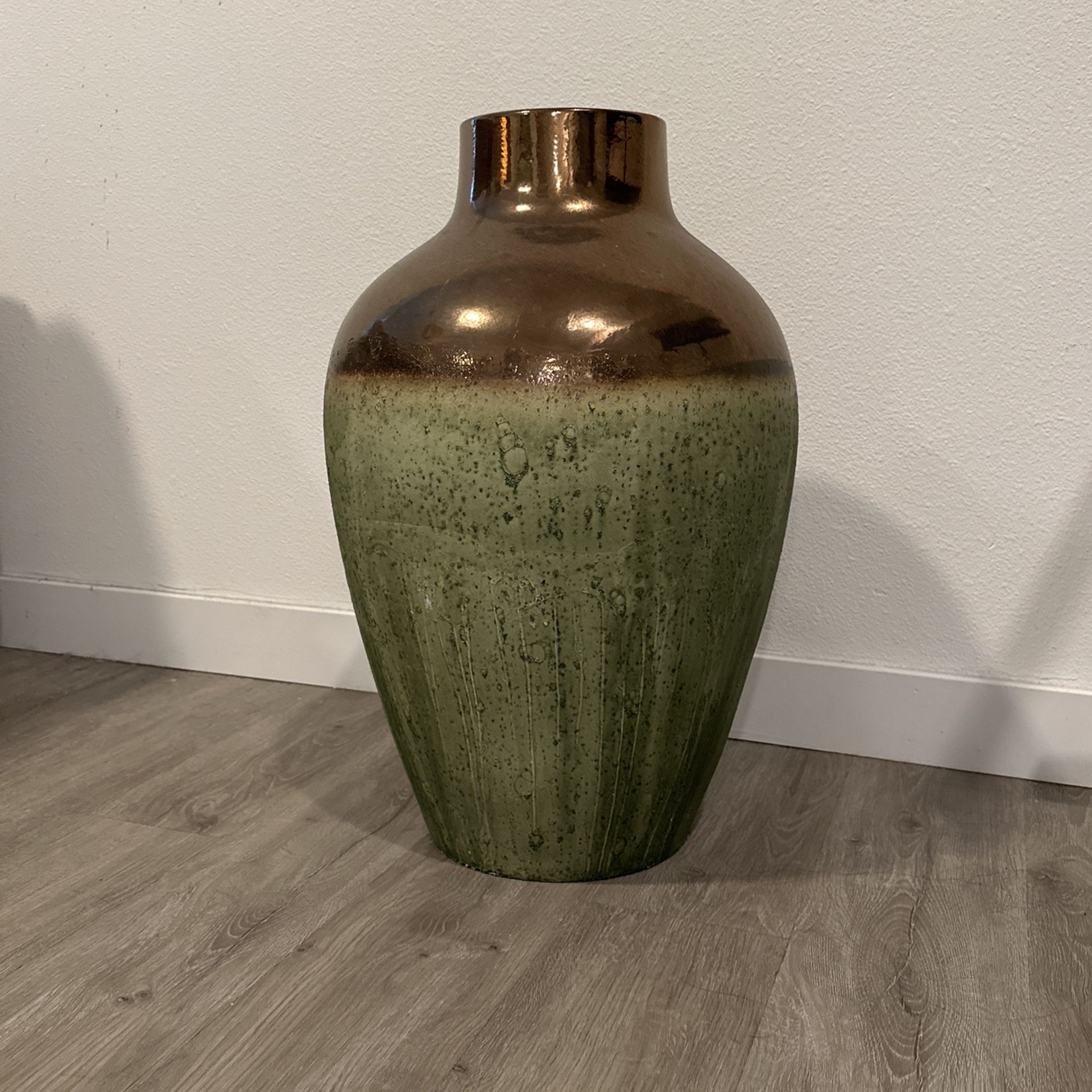 Large Seafoam Copper Pot