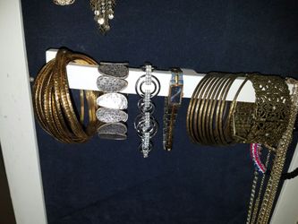 Bangles /watch seiko