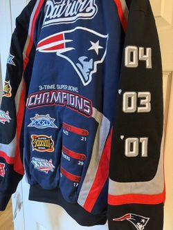 Vintage Patriots Super Bowl jacket with team logo