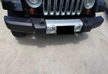 2012 Jeep wrangler front bumper (fog lights not included)