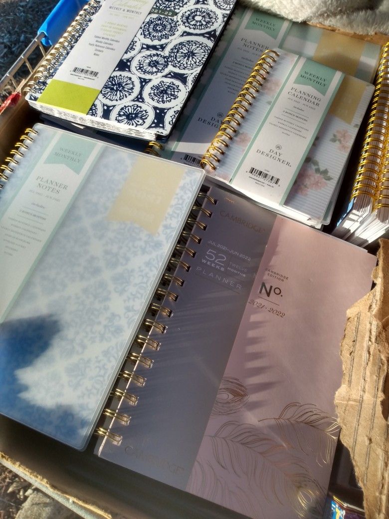 Lots Of 2021-2022 June Planners