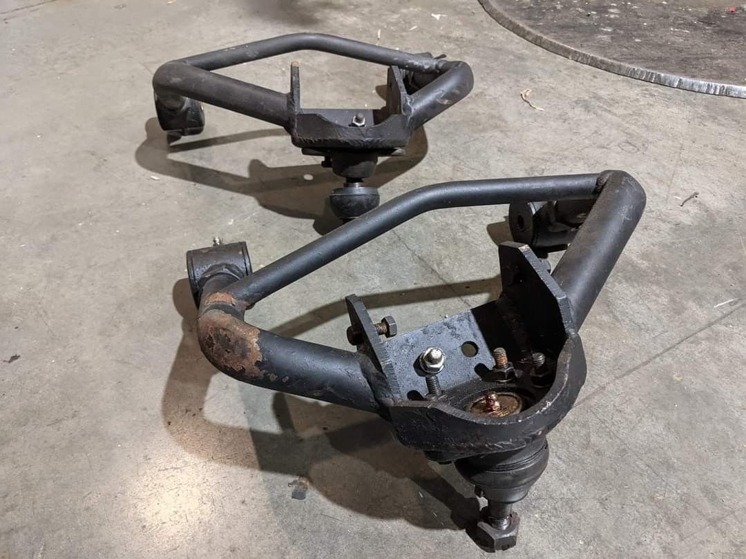 gmt400 88-98 1500 2wd tubular extended adjustable upper control arms lifted chevrolet gmc obs steel