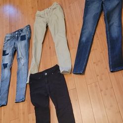 12 ladies pants size 0-2  all $ 22
