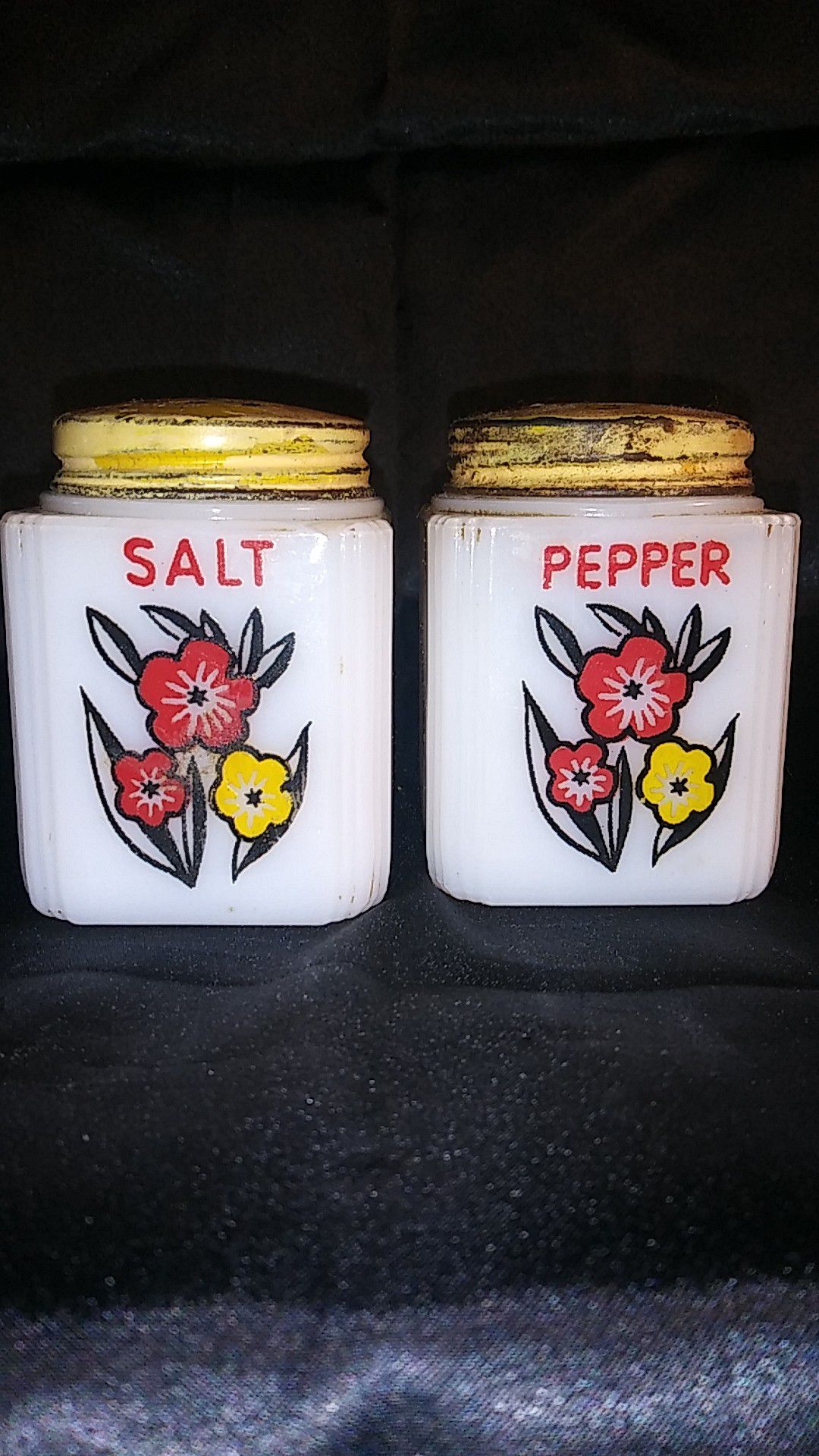 Vintage TIPP White Milk Glass Salt Pepper Shaker Set. Metal Lids