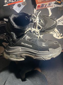 Balenciagas triple s