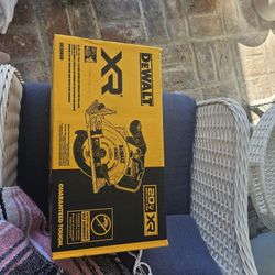 Dewalt Cordless Saw