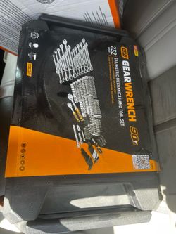 GEARWRENCH  232 pc