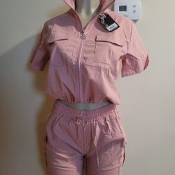 Cargo
Two-piece
outfits high
waisted for
women (S/
M) cute &
comfy !!