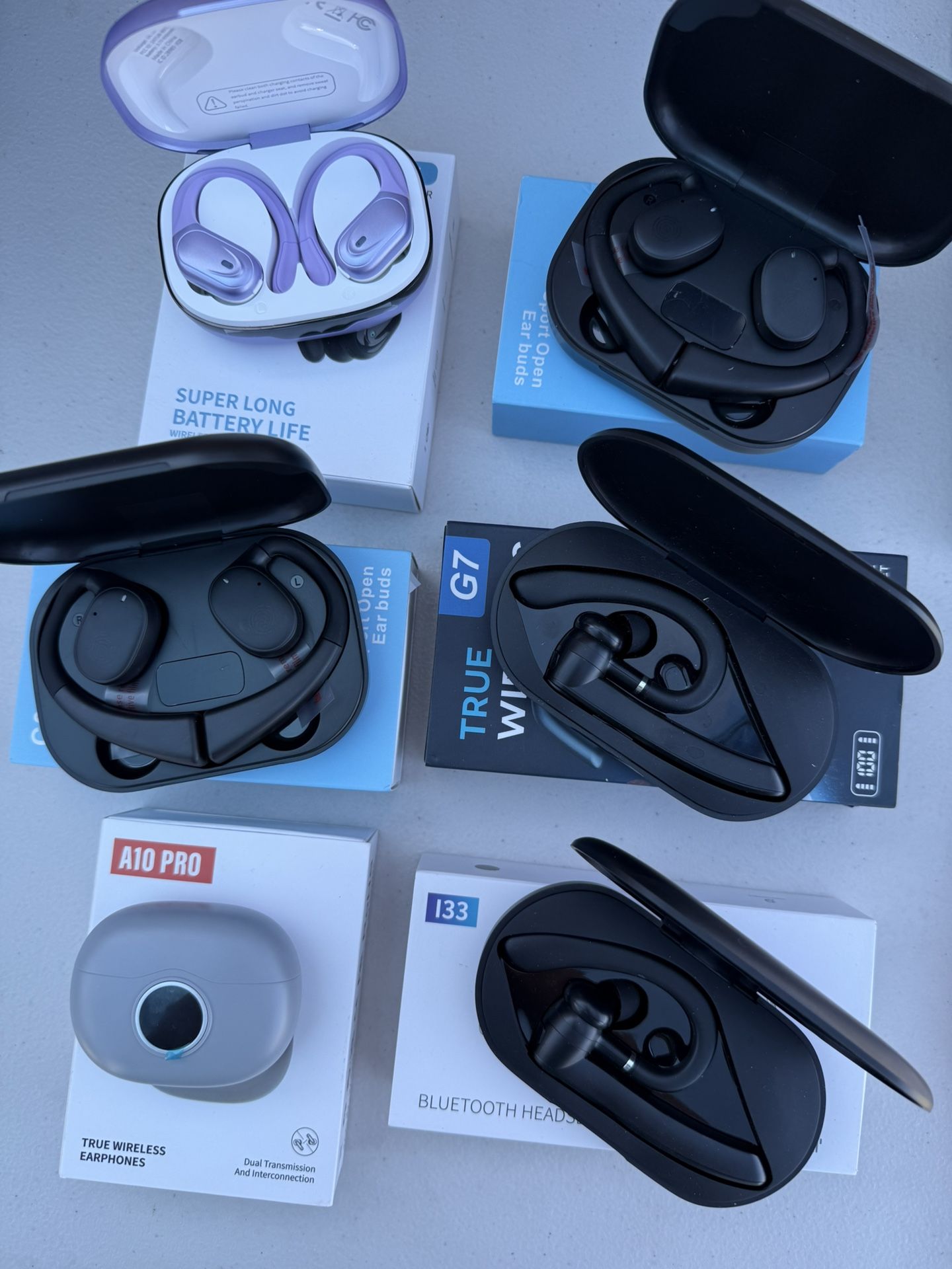 Wireless headphones New in box