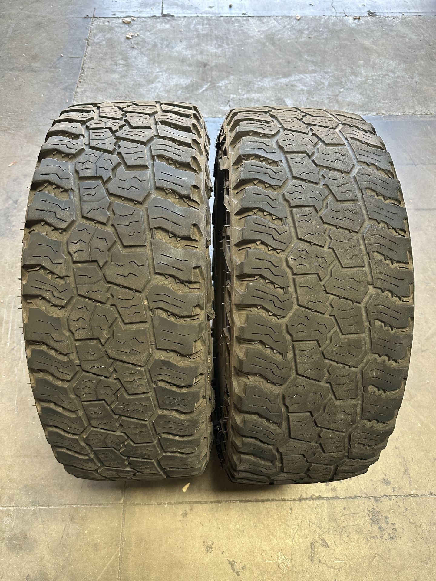 2 Used Mickey Thompson Tires