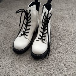 White Ankle boots