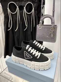 Prada Women’s Sneaker With Box 2026 New