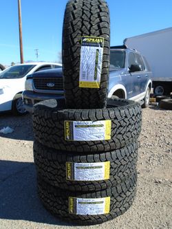 LT 285/70/17 New Aplus Shredder All Terrain 10 Ply Tires