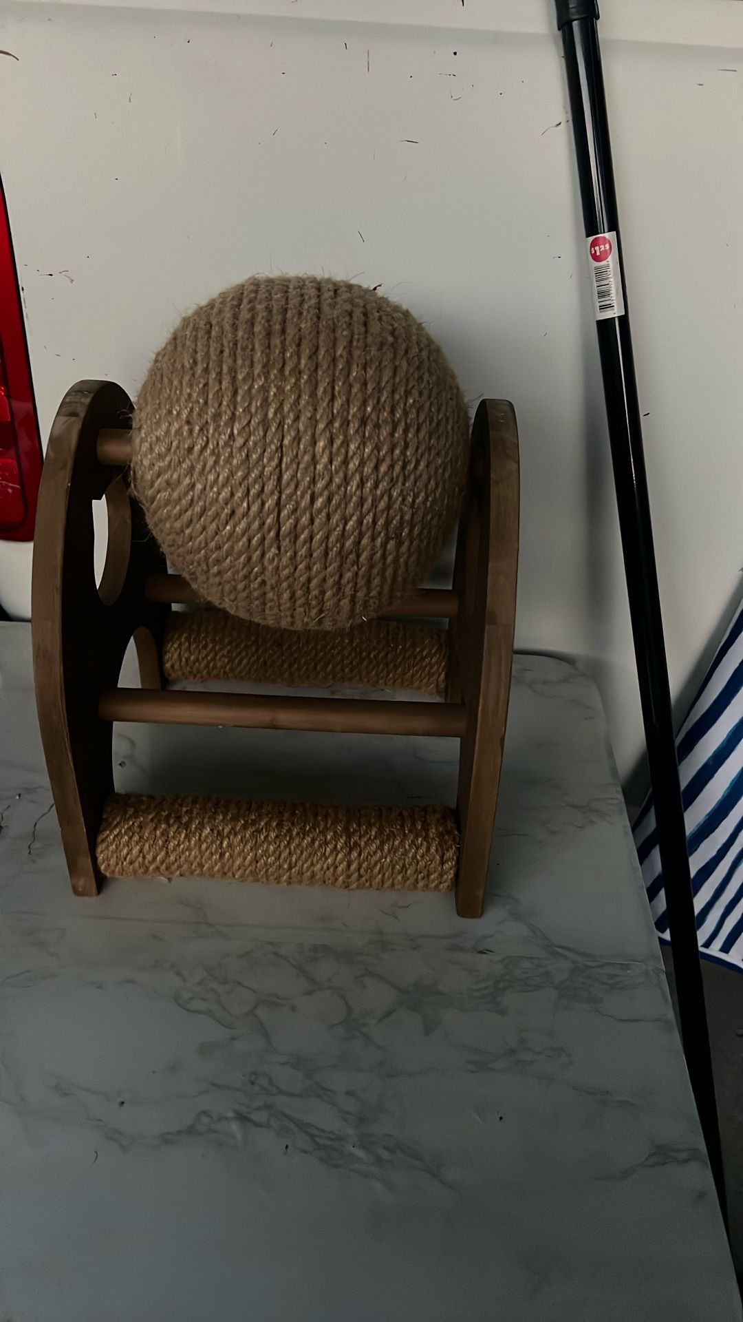 Cat Scratcher