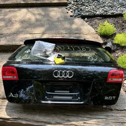 Audi A3 hatch/trunk FREE Metal