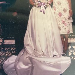 WEDDING DRESS 