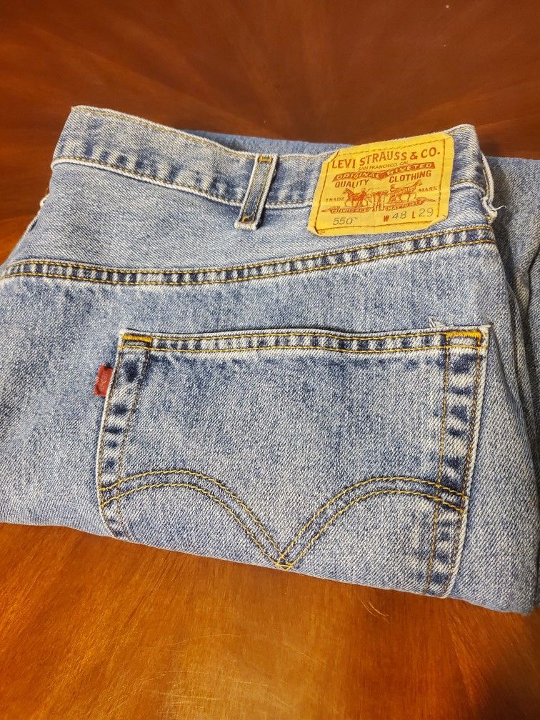 Levi's Red Tag 550
