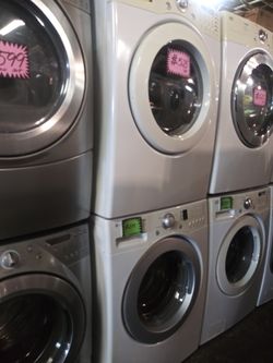 LG front load washer and dryer set working perfectly