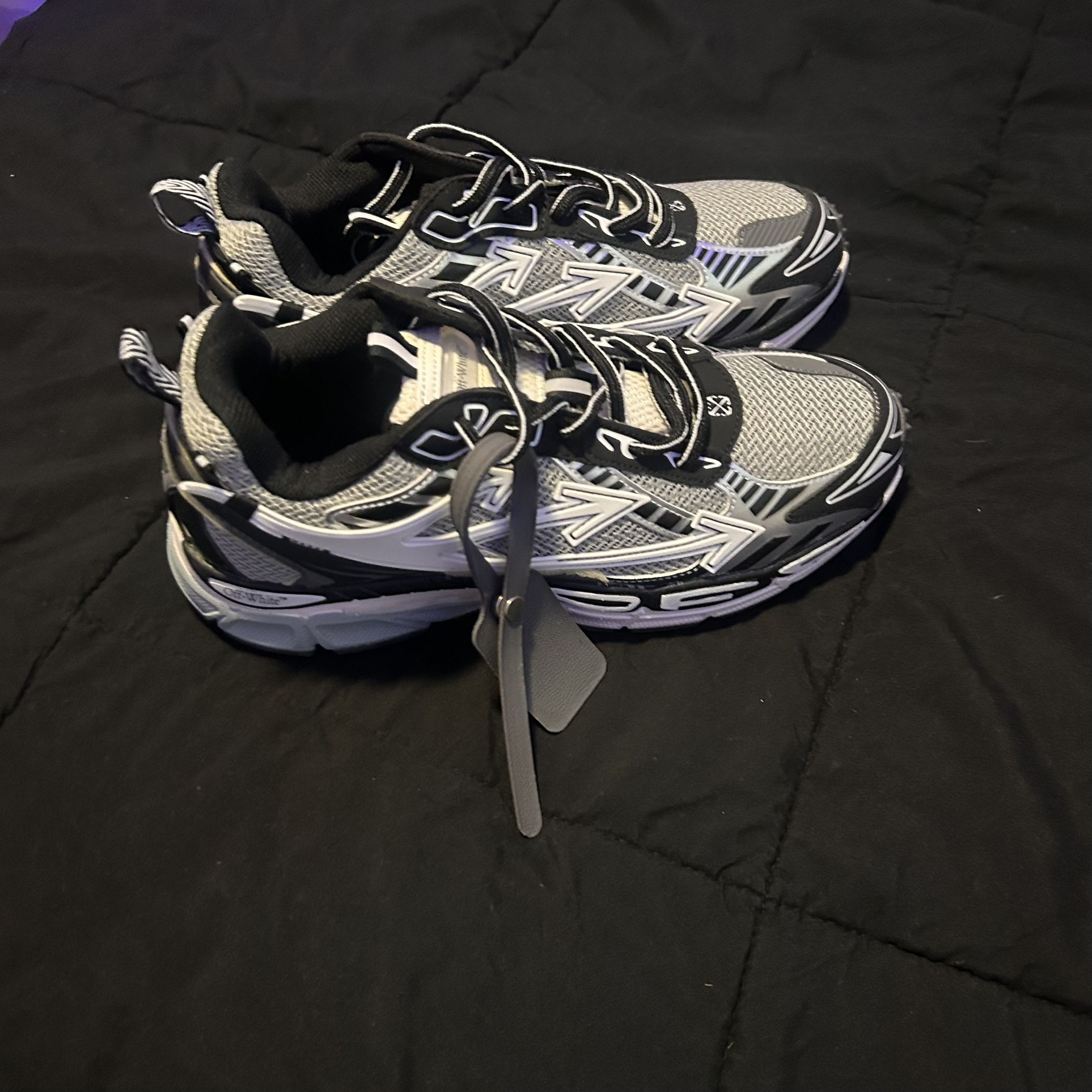 Off White Be Right Back Shoes